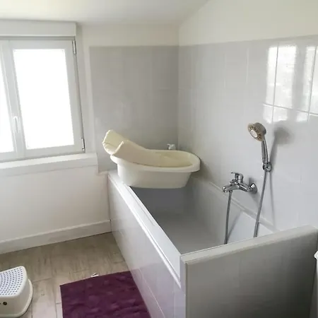 Casa vacanze Tres Agreable Maison 6 P, 3 Minutes Des Plages, Piscine, Jardin Arbore Et Clos