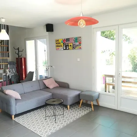 Tres Agreable Maison 6 P, 3 Minutes Des Plages, Piscine, Jardin Arbore Et Clos Semesterbostad