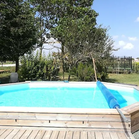 Tres Agreable Maison 6 P, 3 Minutes Des Plages, Piscine, Jardin Arbore Et Clos Meschers-sur-Gironde